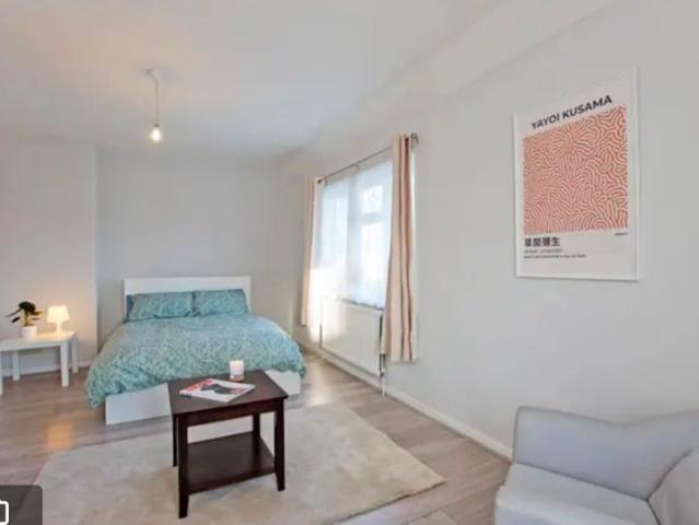 Room for rent in Greater London