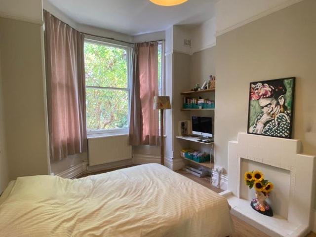 Room for rent in Dulwich Village, Greater London