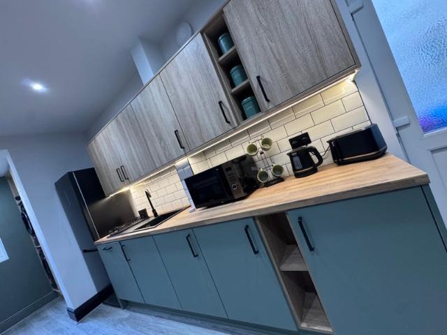 Room for rent in Orrell Park, Calderstones