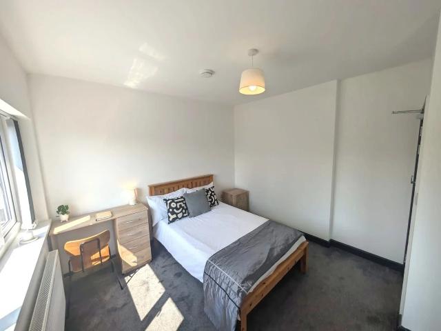 Room for rent in Turves Green, West Midlands