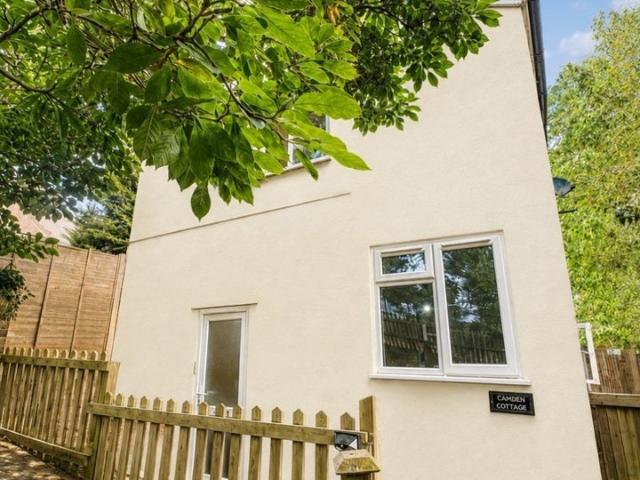 Room for rent in London Borough of Sutton, Greater London