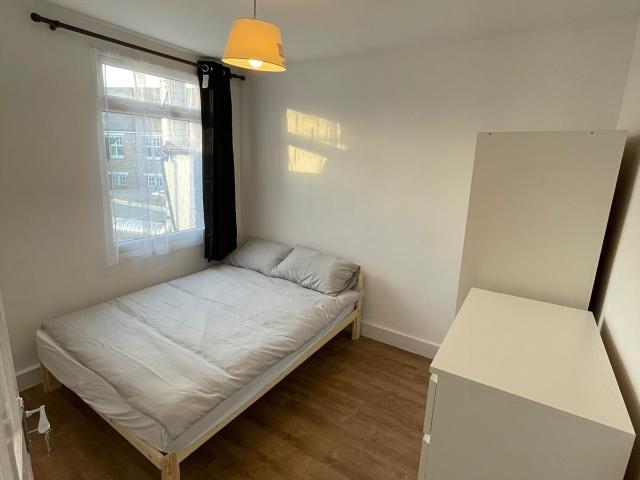 Room for rent in Greater London