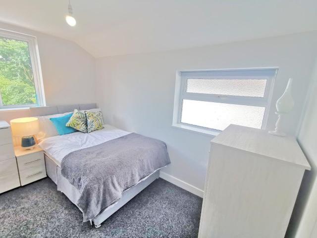 Room for rent in Brandhall, Quinton