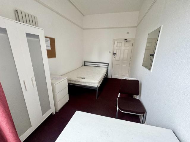 Room for rent in Allesley Park, Allesley