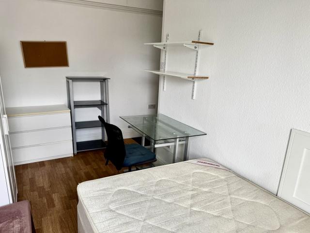 Room for rent in Allesley Park, Allesley