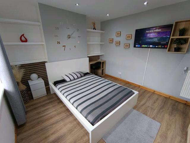 Room for rent in Penilee, Glasgow