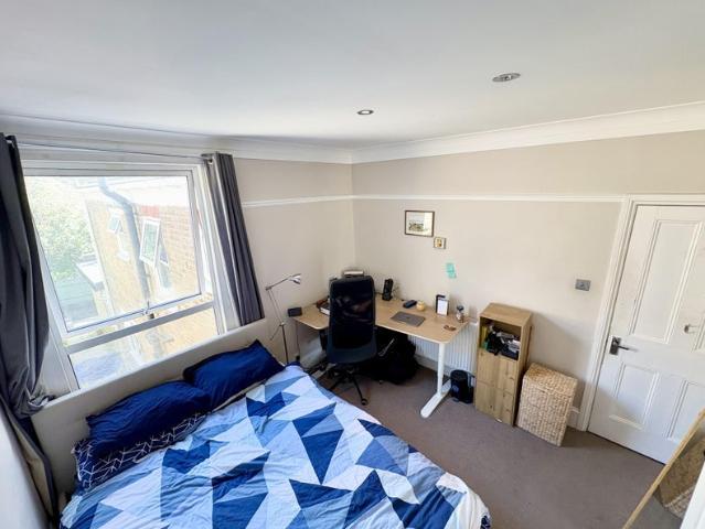 Room for rent in Clapham, Greater London