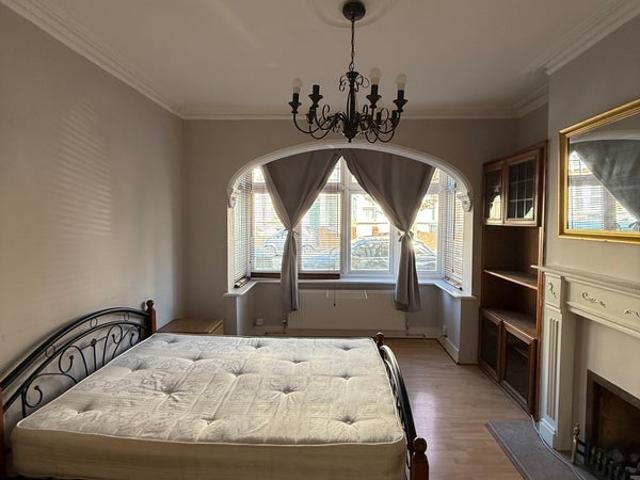 Room for rent in London Borough of Croydon, Greater London