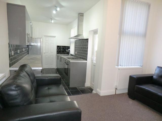 Room for rent in Lower Stoke, Coventry