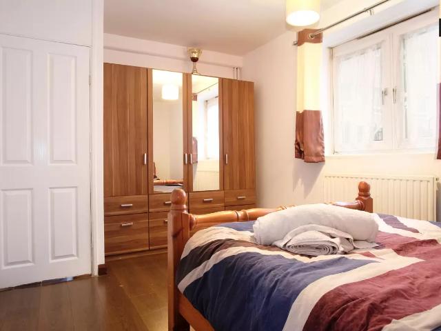 Flat for rent in St. George in the East, Greater London