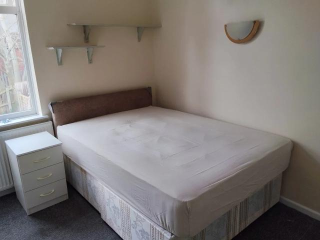 Room for rent in Scott's Green, Brierley Hill