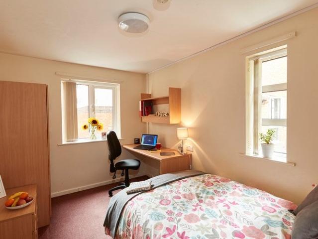 Room for rent in Little Chester, East Midlands