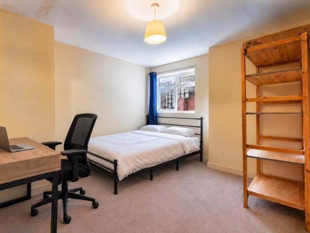 Room for rent in London Borough of Lambeth, Greater London