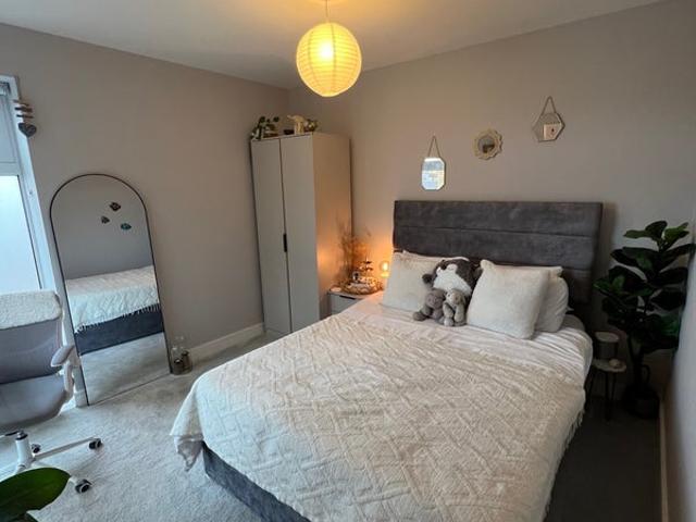 Room for rent in Kensal Town, Greater London