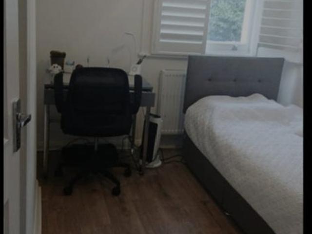 Room for rent in Kensal Town, Greater London