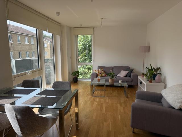 Flat for rent in Ocean Estate, Stepney