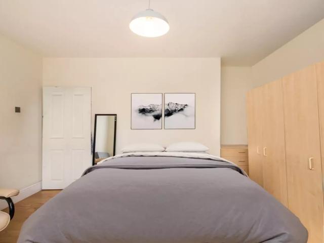 Room for rent in Elephant and Castle, Greater London