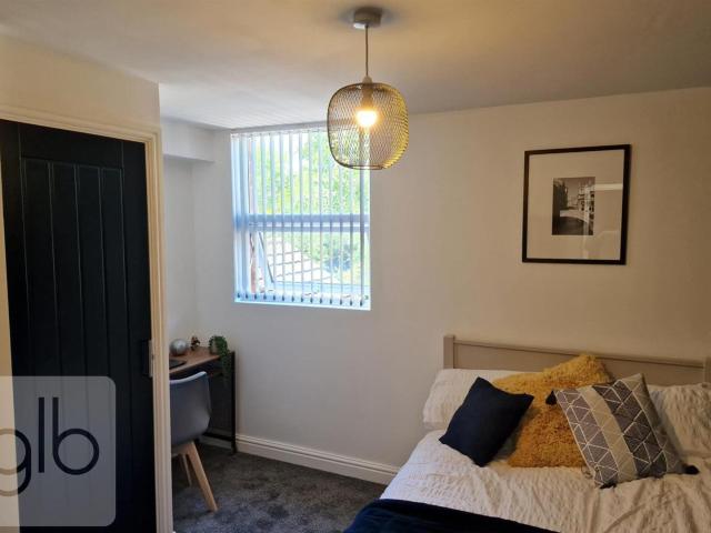Room for rent in Ball Hill, Coventry