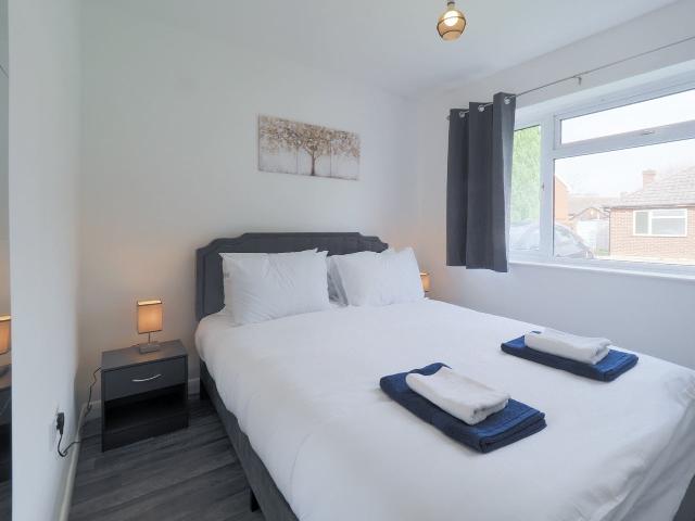 Room for rent in Old Woking, Woking