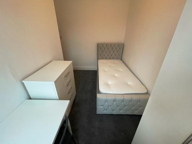 Room for rent in Harlesden, Greater London