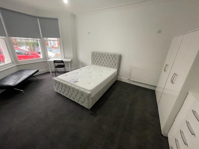 Room for rent in Willesden Green, Greater London