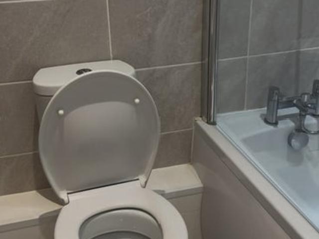 Room for rent in Calderstones, Wirral