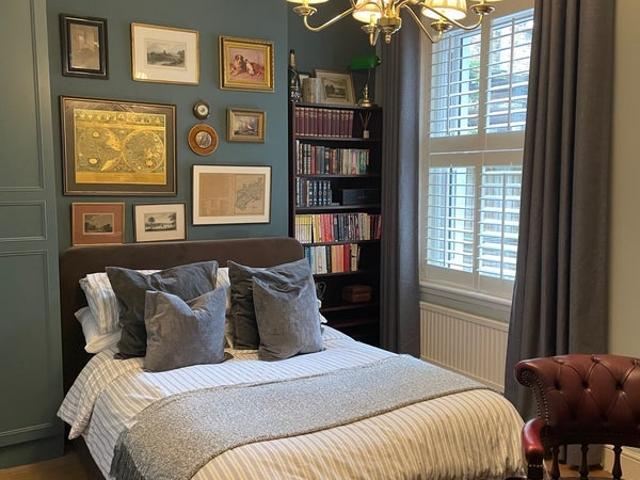 Room for rent in London Borough of Hammersmith and Fulham, Greater London