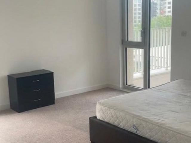 Room for rent in Silvertown, Greater London