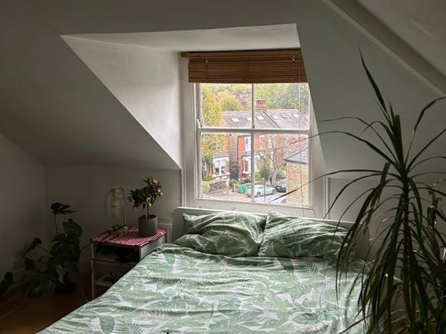 Room for rent in Tulse Hill, Greater London