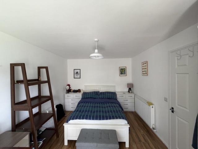 Room for rent in Walworth, Greater London