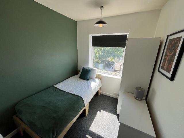 Room for rent in Elmton, East Midlands
