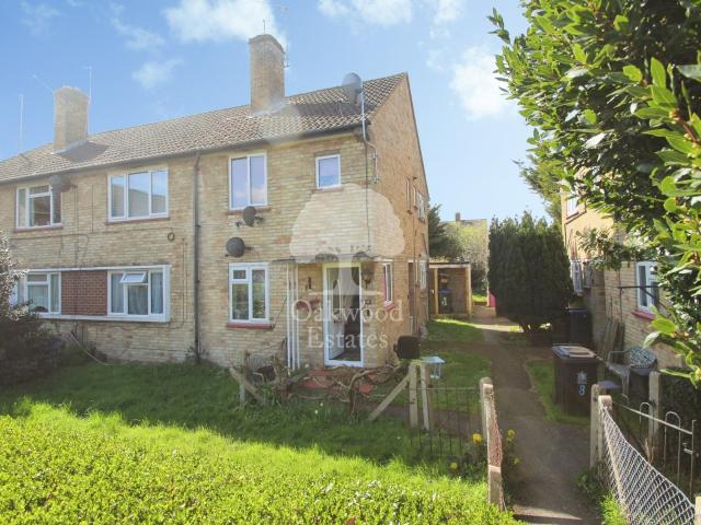 Flat for rent in Iver, Iver Heath