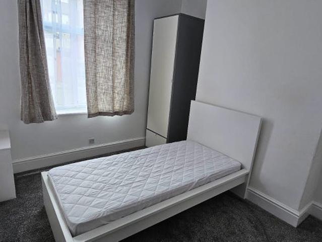 Room for rent in Georgia, Greater Manchester