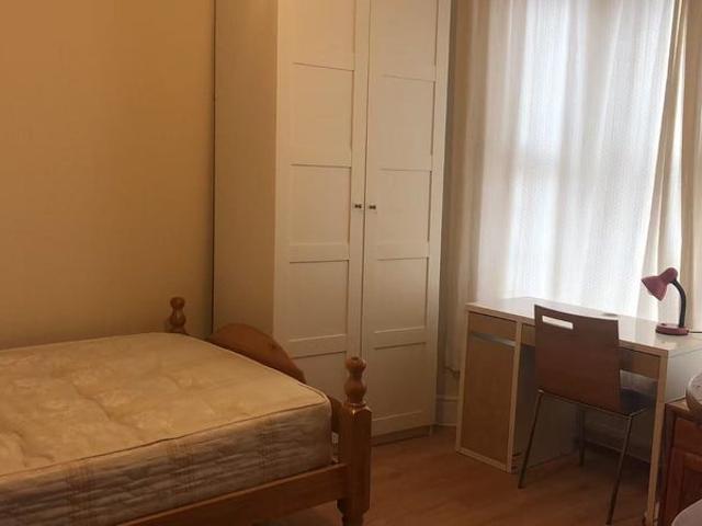 Room for rent in Temple Mills, Greater London