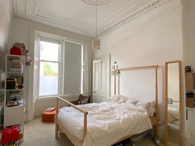 Room for rent in Strathbungo, Scotland