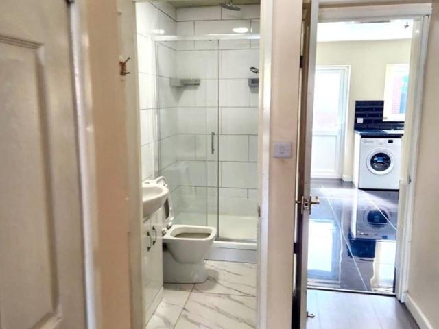 Room for rent in Bassett Green, City Of Southampton