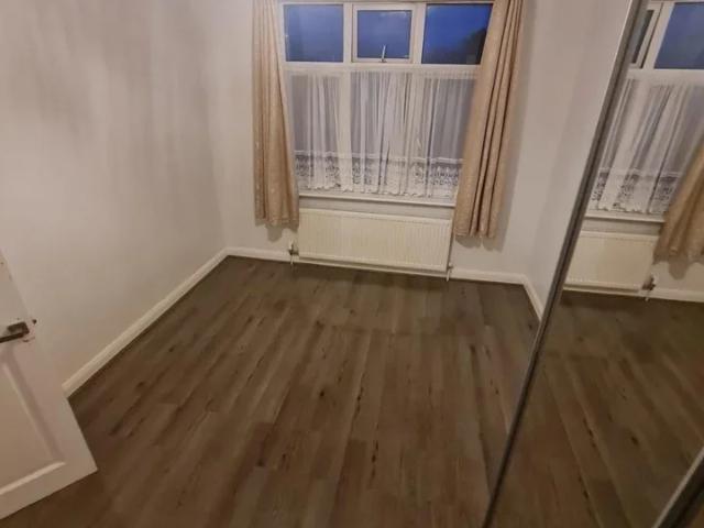 Room for rent in Marsh Farm, Spring Park