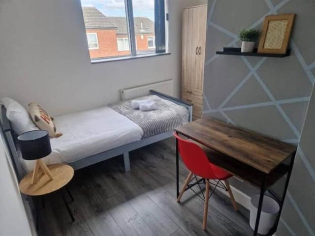 Room for rent in Potters Corner, East Midlands