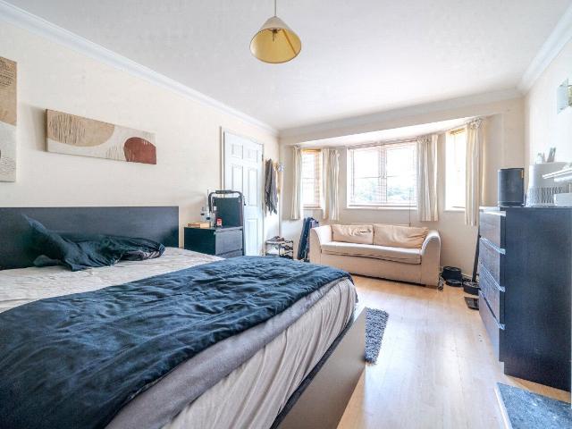 Room for rent in Earley