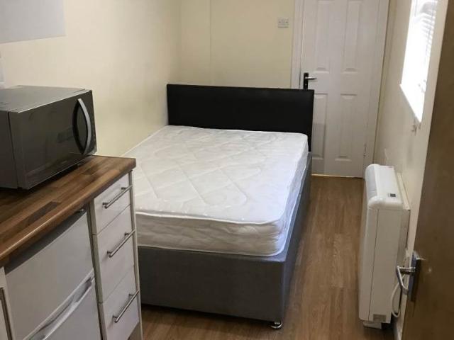 Room for rent in Spring Park, Luton