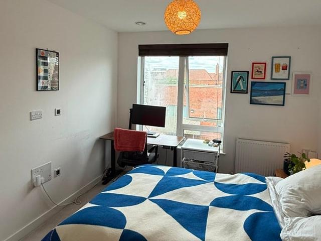 Room for rent in Camberwell, Greater London