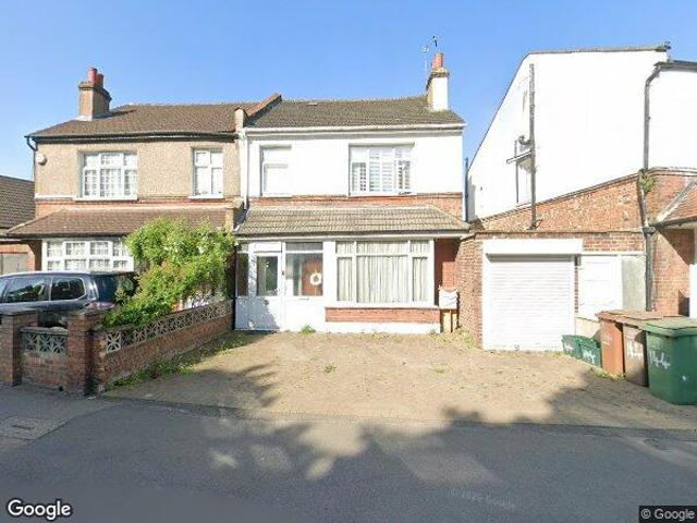 Room for rent in Hackbridge, Greater London