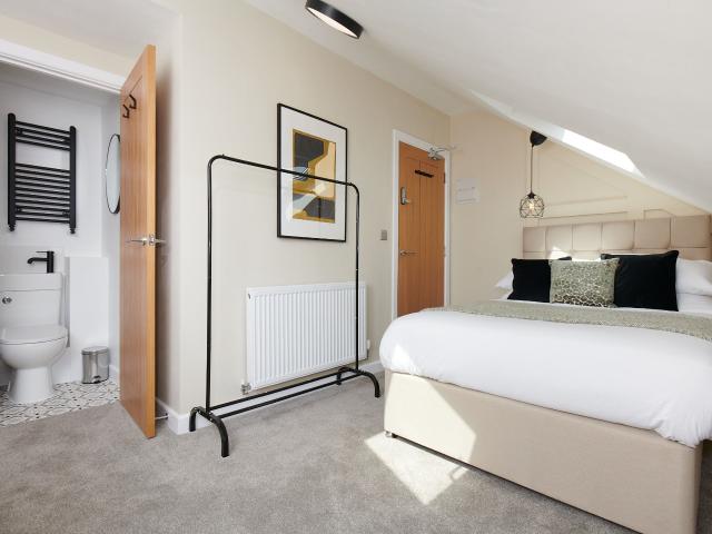 Room for rent in Caldermill, East Midlands
