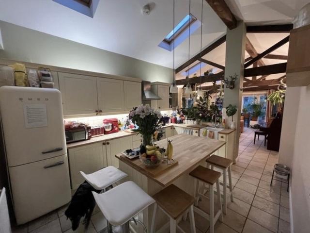 Room for rent in Elmfield, Leicestershire
