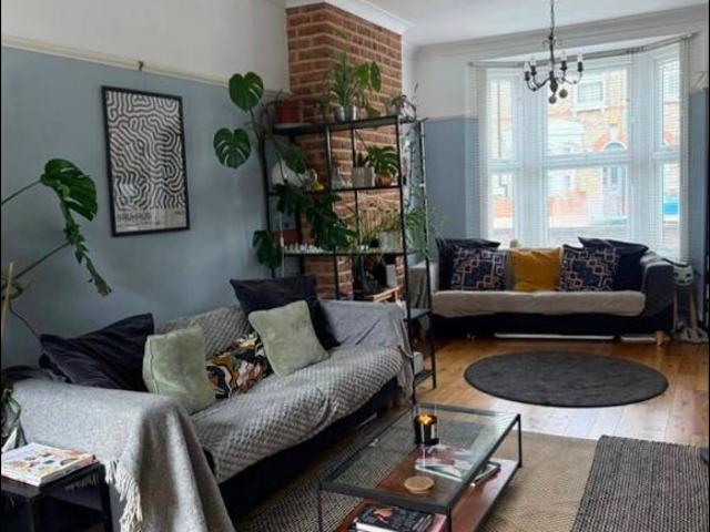 Room for rent in Maryland, Greater London