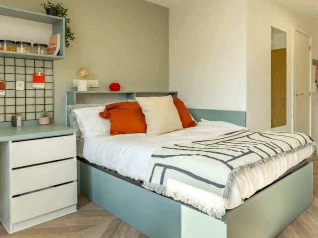 Room for rent in East Twerton, Bath