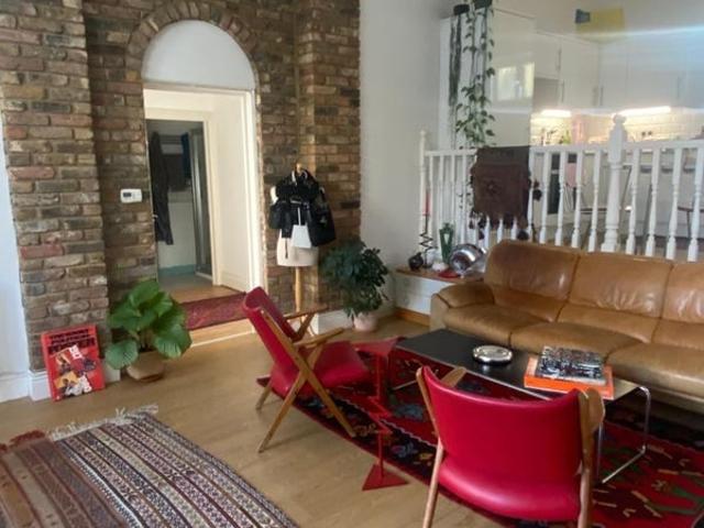 Room for rent in South Hackney, Greater London