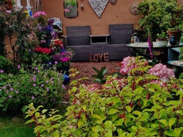Room for rent in Cheddar, Somerset