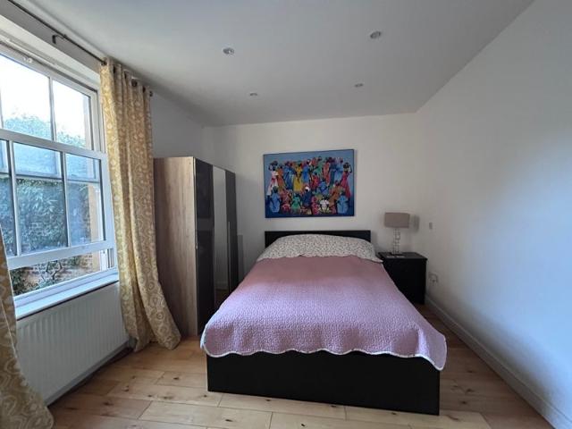 Room for rent in Rotherhithe, Greater London