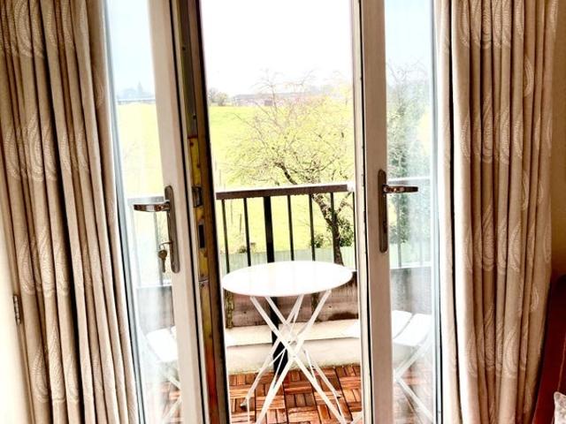 Room for rent in Cookham Rise, Cookham